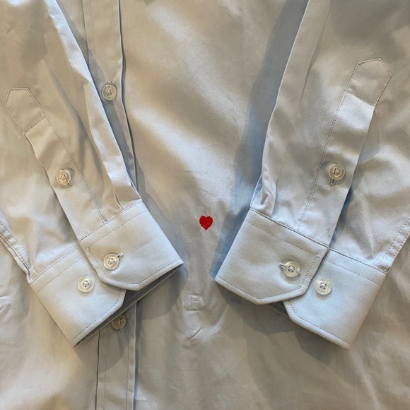 Moschino Men’s Embroidered Heart Button Down Shirt Size US15.5/EU40 Light Blue. - Picture 5 of 8